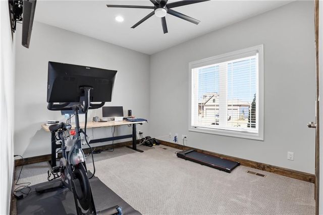 1709 SW 27th Street, Lee's Summit, MO 64082