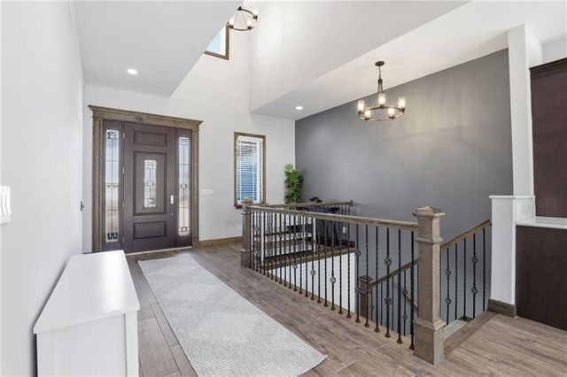 1709 SW 27th Street, Lee's Summit, MO 64082