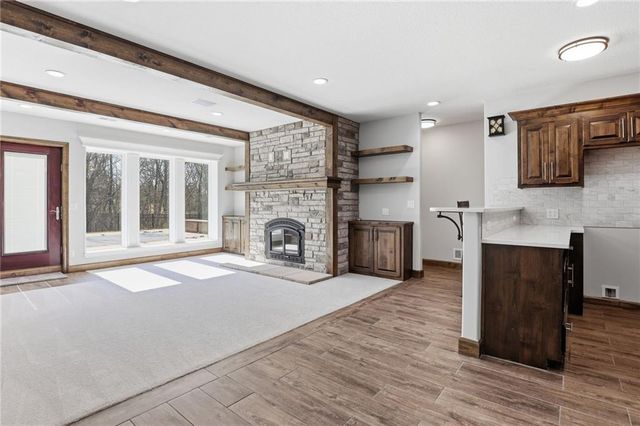 1709 SW 27th Street, Lee's Summit, MO 64082