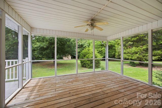 182 Robert Drive, Statesville, NC 28625