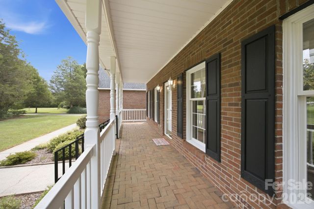 182 Robert Drive, Statesville, NC 28625