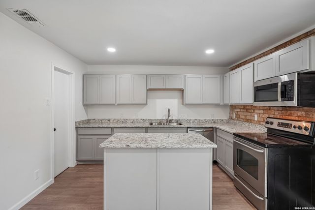12010 SAILING AWAY ST, Live Oak, TX 78233