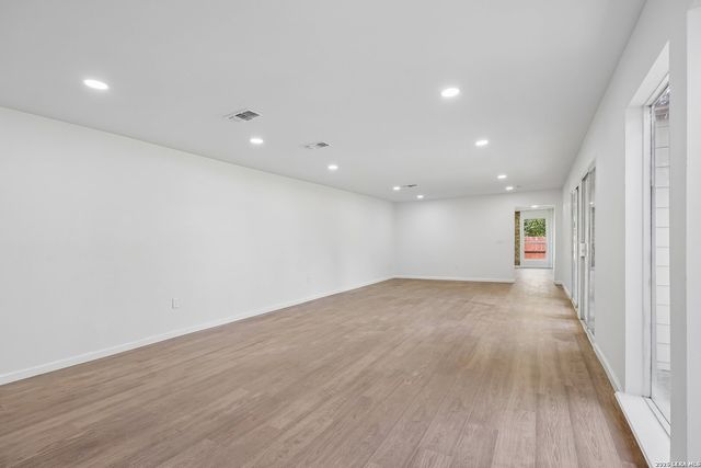 12010 SAILING AWAY ST, Live Oak, TX 78233