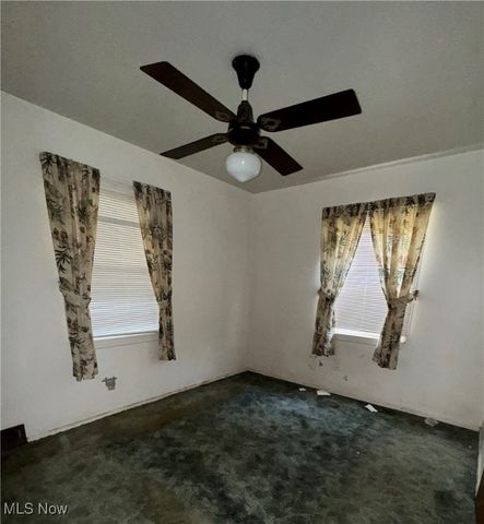 1331 Bradford Street NW, Warren, OH 44485