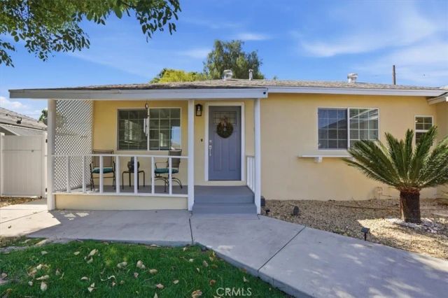 6947 Sunny Brae Avenue, Winnetka, CA 91306