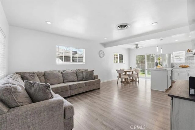 6947 Sunny Brae Avenue, Winnetka, CA 91306