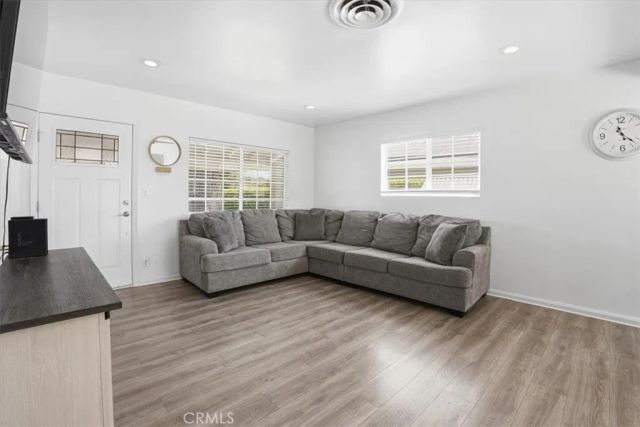 6947 Sunny Brae Avenue, Winnetka, CA 91306