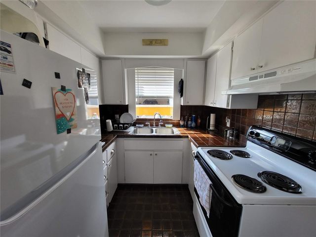 301 S OSPREY AVENUE, Sarasota, FL 34236