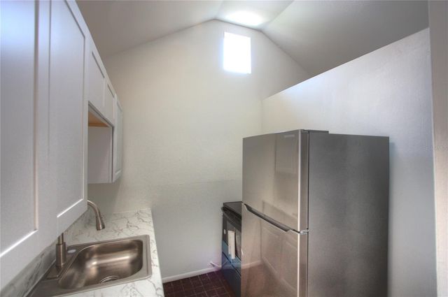 301 S OSPREY AVENUE, Sarasota, FL 34236