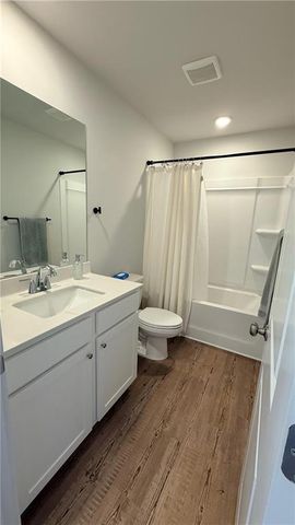 1030 Sutherland Lane, Lawrenceville, GA 30043