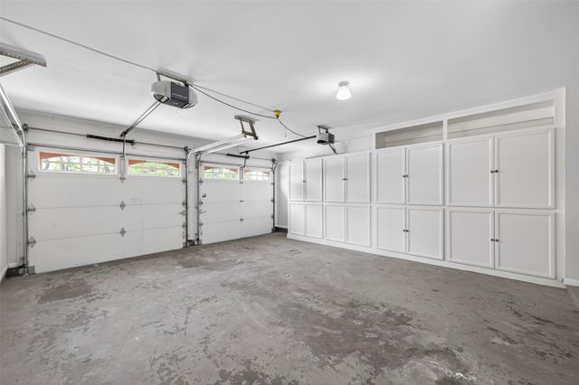 1039 Beaver Bend Road, Houston, TX 77088