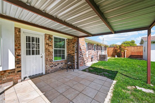 1039 Beaver Bend Road, Houston, TX 77088