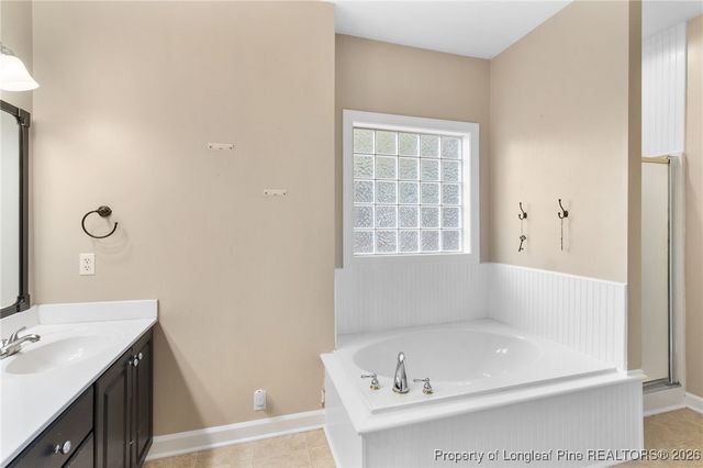 405 La Vista Court, Benson, NC 27504