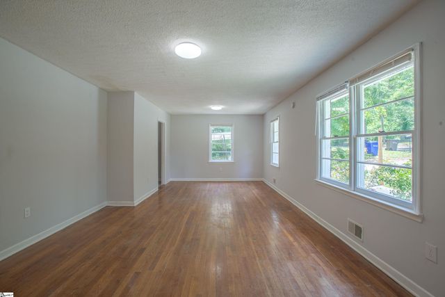 640 Humphrey Street, Spartanburg, SC 29301