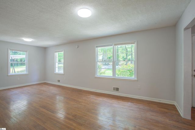 640 Humphrey Street, Spartanburg, SC 29301