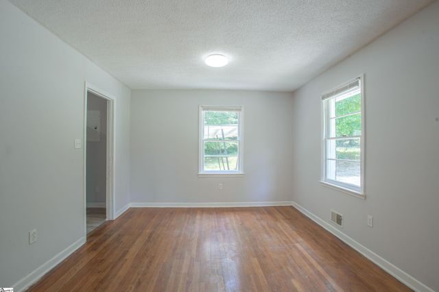 640 Humphrey Street, Spartanburg, SC 29301