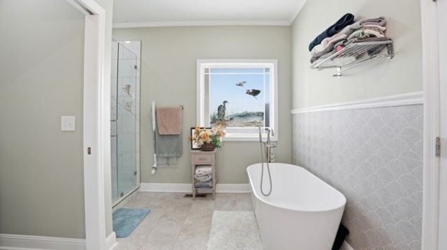 54 Thomas Rd, Fayetteville, TN 37334