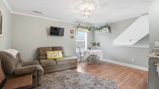 54 Thomas Rd, Fayetteville, TN 37334