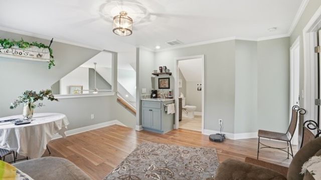 54 Thomas Rd, Fayetteville, TN 37334