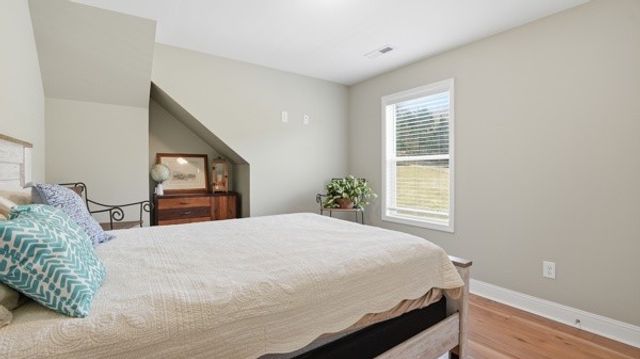 54 Thomas Rd, Fayetteville, TN 37334