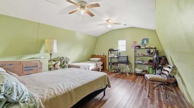 54 Thomas Rd, Fayetteville, TN 37334