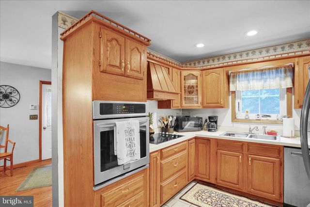 547 SEIDELS RUN, Leesport, PA 19533