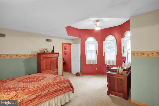 547 SEIDELS RUN, Leesport, PA 19533