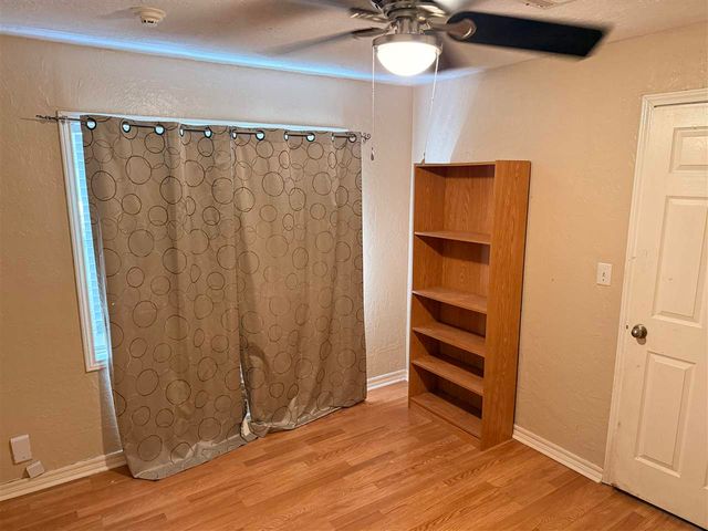 1726 NW Ash Ave, Lawton, OK 73507
