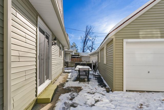 4332 Indiana Avenue, Fort Wayne, IN 46807