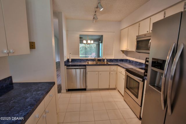 108 Gray Dove Court, Daytona Beach, FL 32119