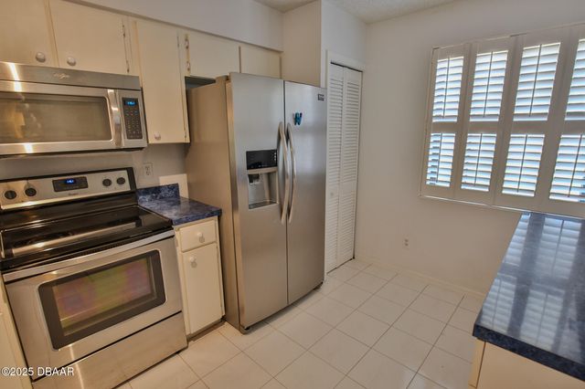 108 Gray Dove Court, Daytona Beach, FL 32119