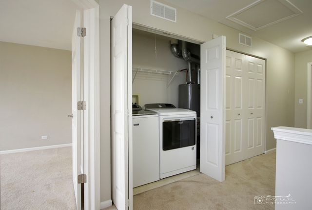 3152 Falling Waters Lane 3152, Lindenhurst, IL 60046