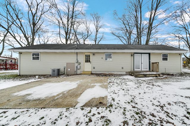 305 E Jackson Street, Chesterton, IN 46304