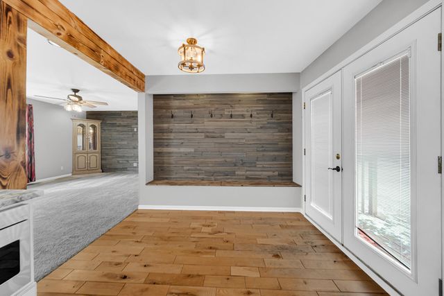 305 E Jackson Street, Chesterton, IN 46304