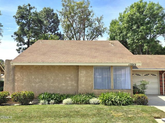 13215 Village 13, Camarillo, CA 93012