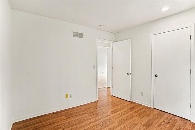 11204-11206 College Avenue, Kansas City, MO 64137