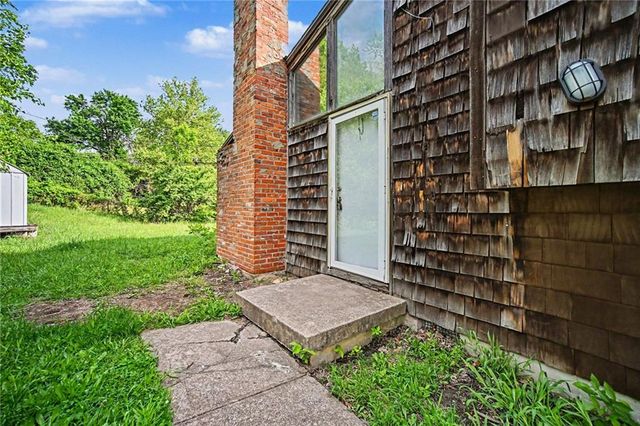 11204-11206 College Avenue, Kansas City, MO 64137