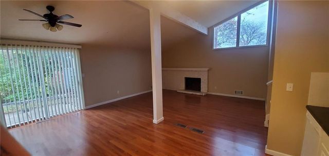 11204-11206 College Avenue, Kansas City, MO 64137