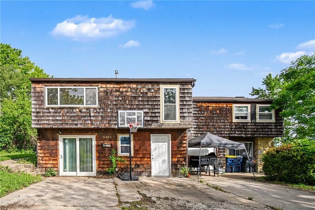 11204-11206 College Avenue, Kansas City, MO 64137