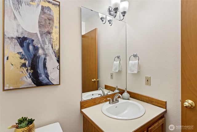 278 Lind Avenue NW, Renton, WA 98057