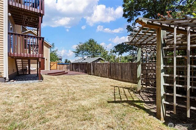278 Lind Avenue NW, Renton, WA 98057