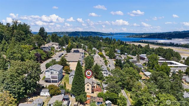 278 Lind Avenue NW, Renton, WA 98057