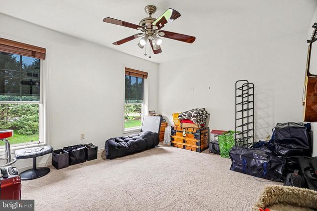 83 GENTLENESS DR, Ephrata, PA 17522