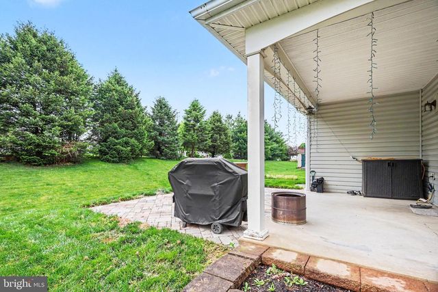 83 GENTLENESS DR, Ephrata, PA 17522