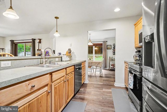 83 GENTLENESS DR, Ephrata, PA 17522