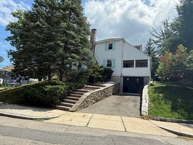 8 Myopia Rd., Boston, MA 02136