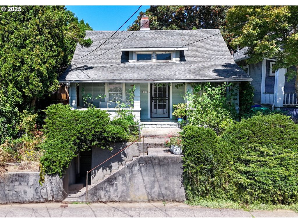 3417 Se GRANT Ct, Portland, OR 97214