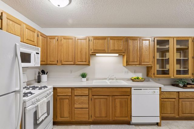 59 Landau Alcove, Woodbury, MN 55125