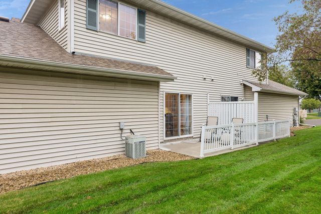59 Landau Alcove, Woodbury, MN 55125