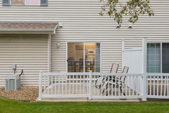 59 Landau Alcove, Woodbury, MN 55125
